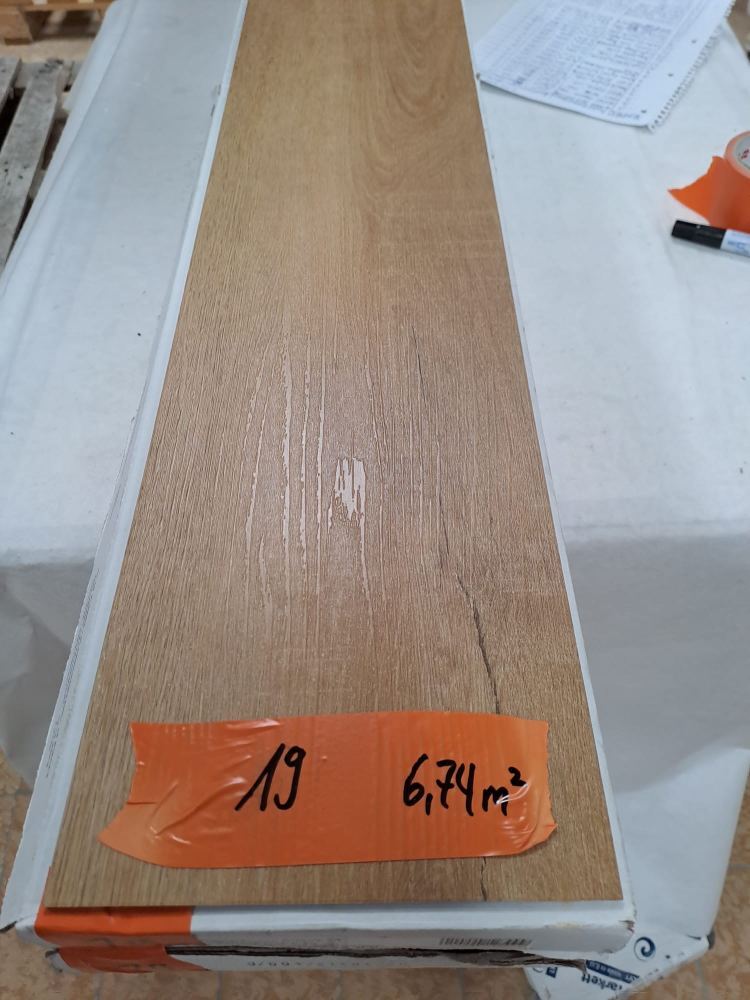 PVC Designbodenbelag Restposten 19 – Classic 24 Harmony Oak (6,74 m², nur komplett)