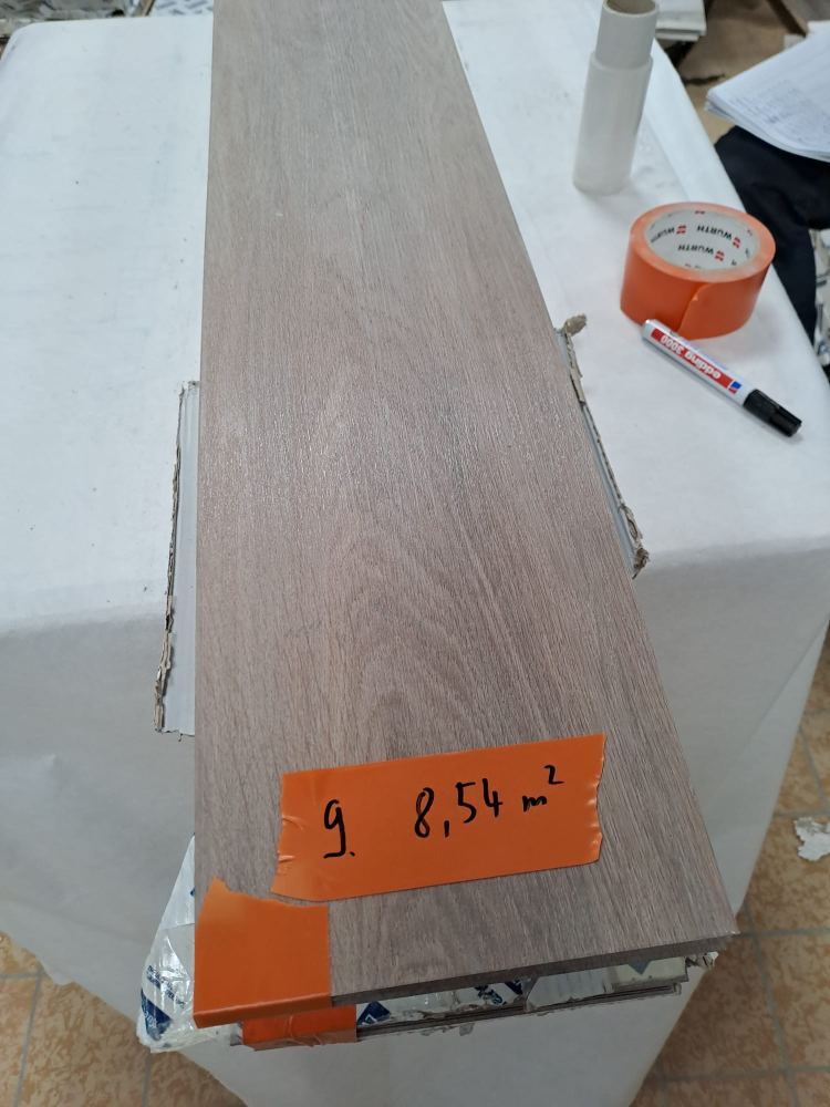 PVC Designbodenbelag Restposten 9 – Tarkett (8,54 m², nur komplett)