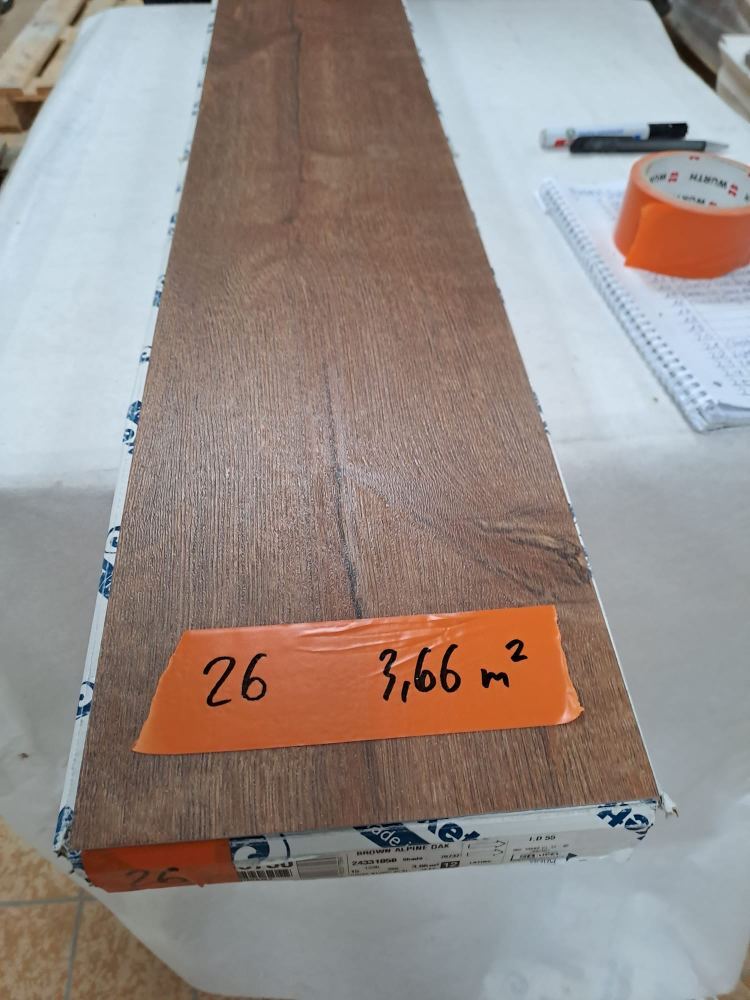 PVC Designbodenbelag Restposten 26 – Brown Alpine Oak (3,66 m², nur komplett)