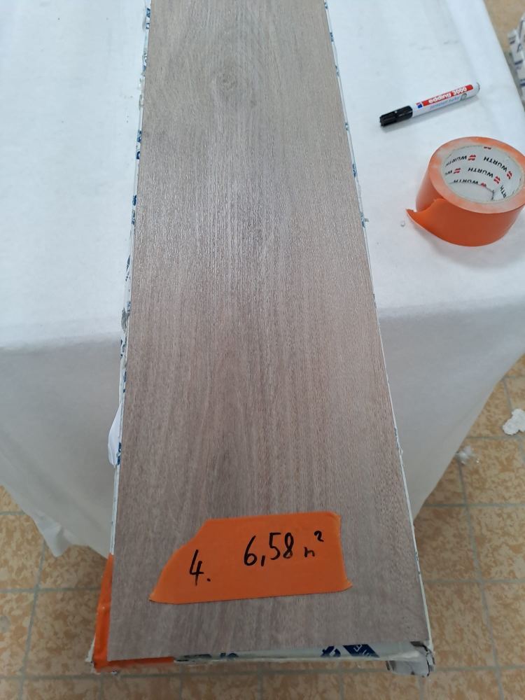 PVC Designbodenbelag Restposten 4 – Beige English Oak (6,88 m², nur komplett)