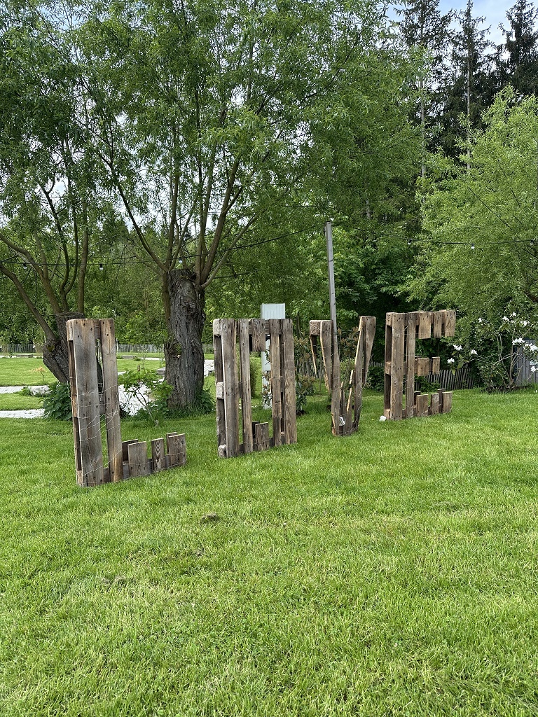 Eventservice mieten in Schwäbisch Hall | XXL Love Buchstaben Paletten | SelfieAlarm