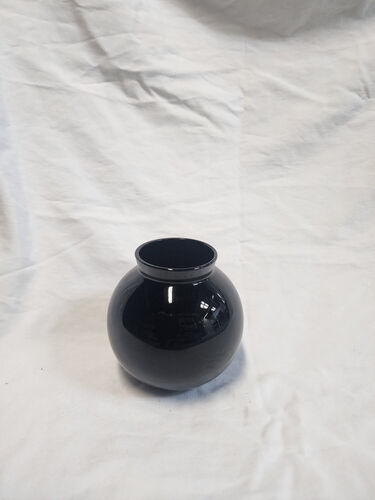 Black Glass Budvase