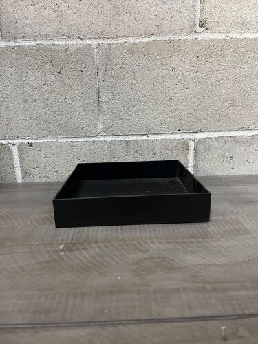 Black square trays