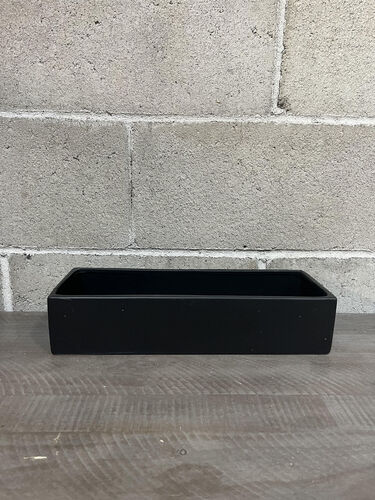 Black ceramic trays 