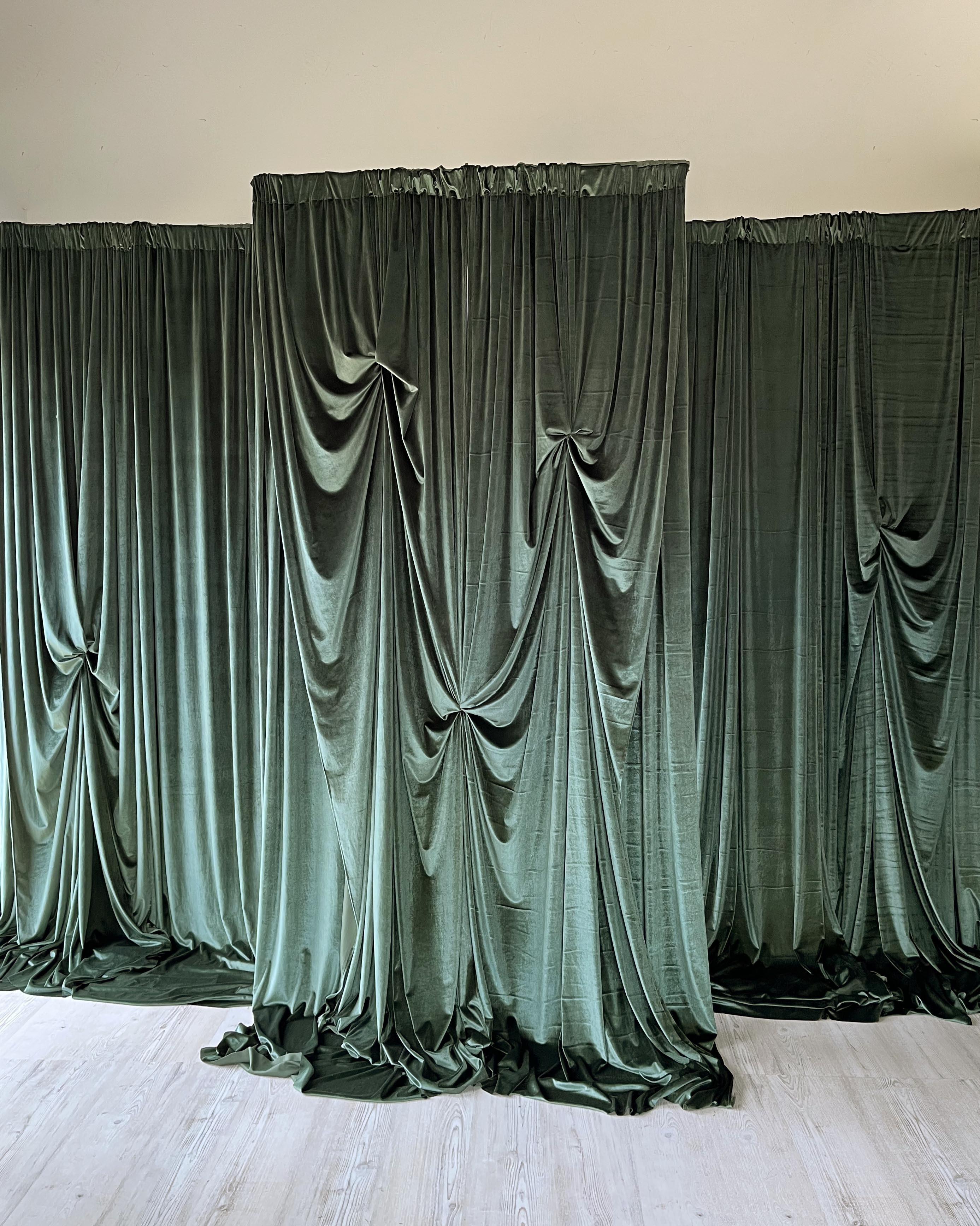 Textiled Backdrop 3 x TEXTILE backdrop | VELVET