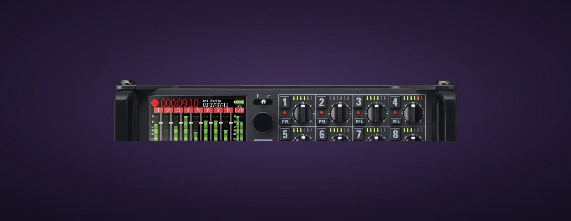 Zoom F8 Pro frontpanel med gain-hjul
