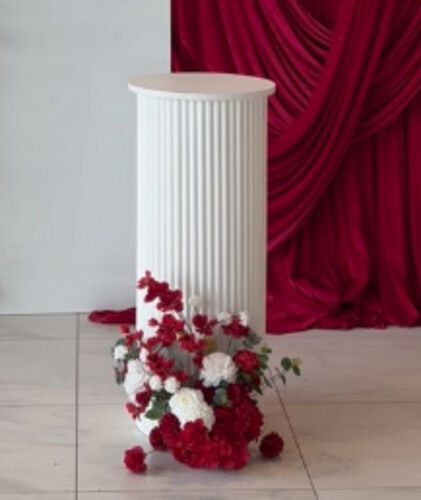 Fluted Cake Pedestal
