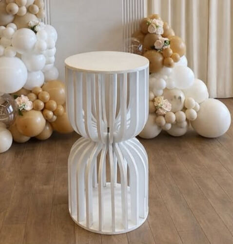 Sculpted Arch Cake Stand