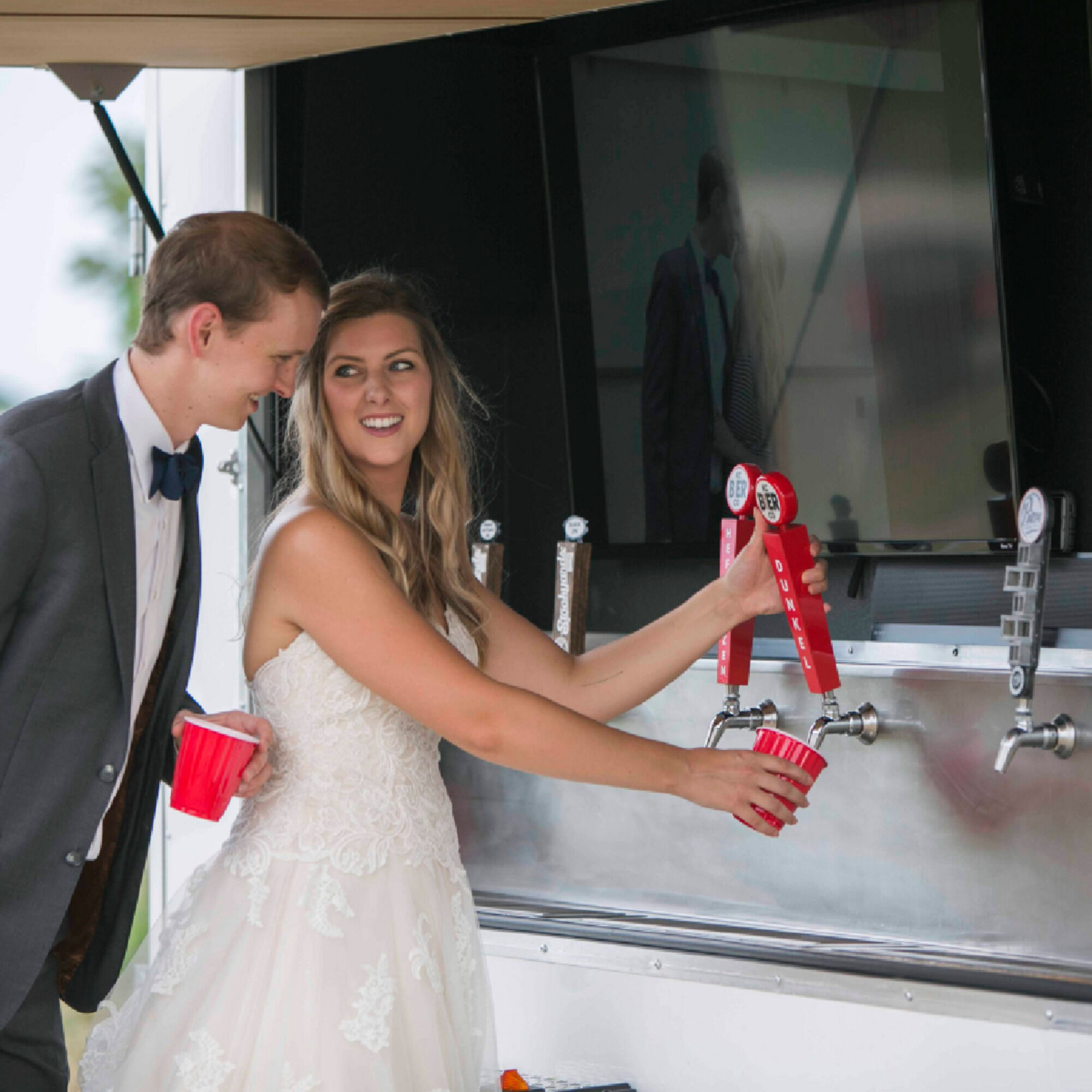 Draft Beer Trailer = 8 Faucet, 20 keg trailer - 5