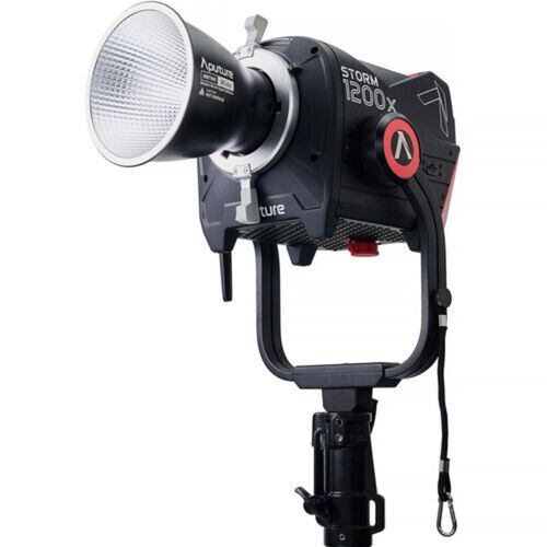 Aputure 1200D PRO LED Light + Hyper Reflectors KIT — Greenwood