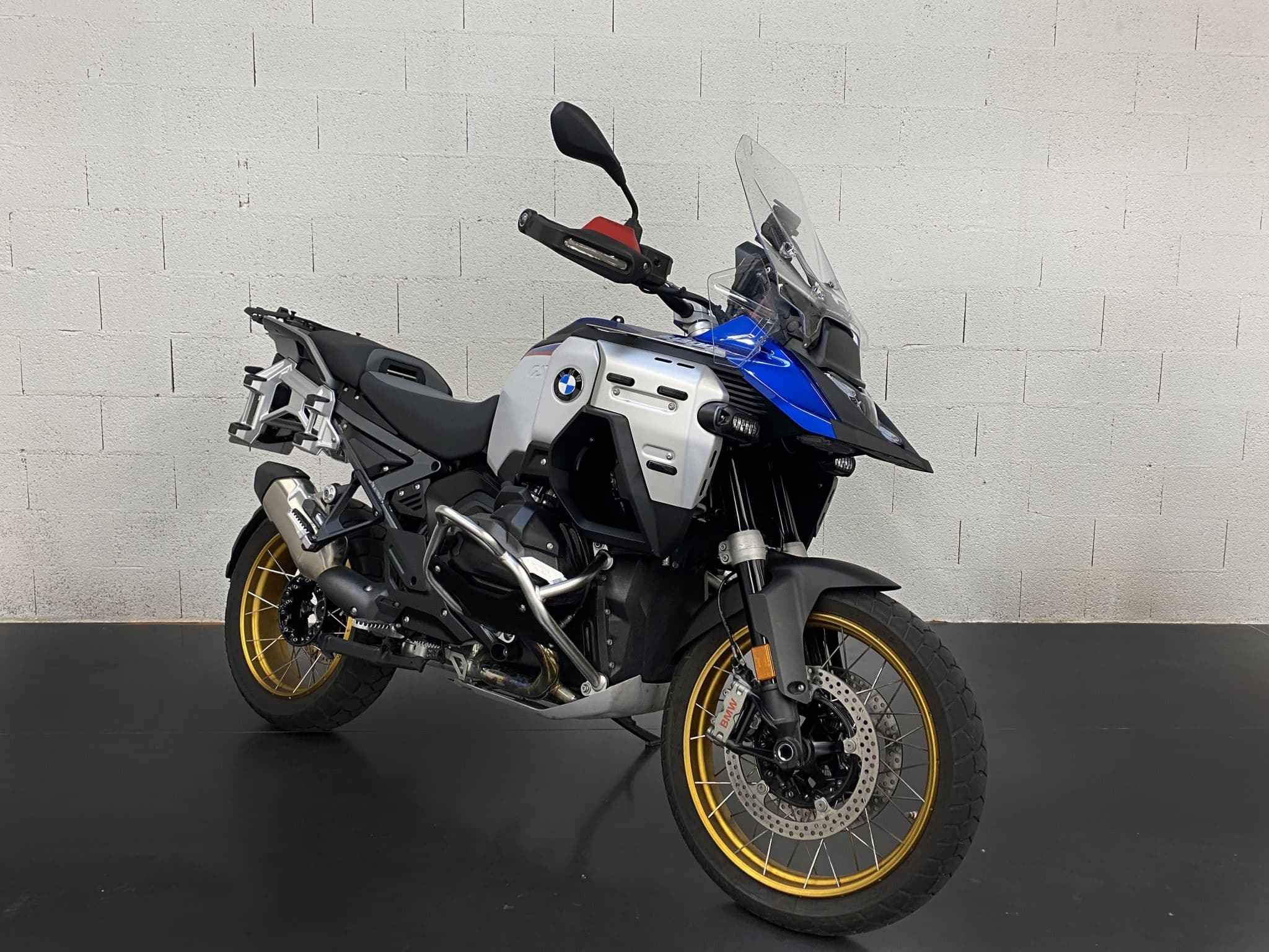 BMW R1300 GSA TROPHY — photo 2