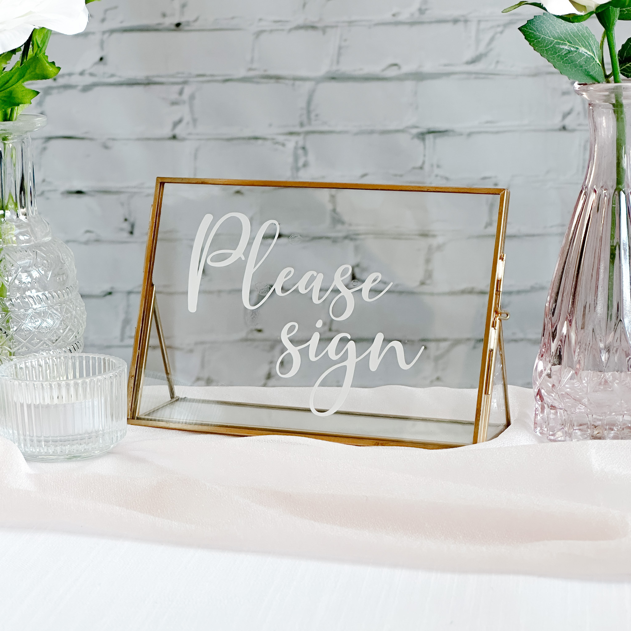 Please Sign Geo Sign - Gold | BOXWOOD EVENTS LTD.